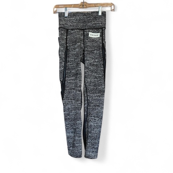 Lululemon x RXBAR Black and White Pace Perfect  Leggings - Picture 2 of 6